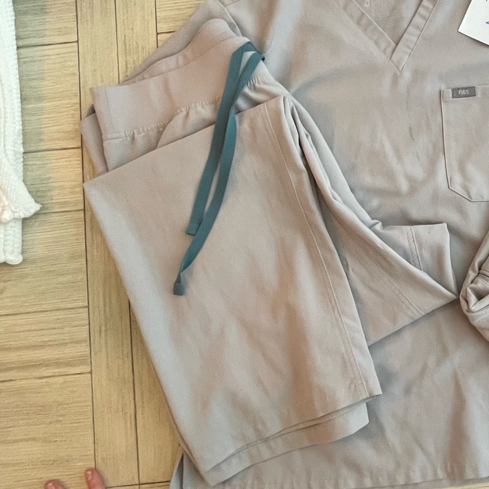 Figs Livingston pants , XL tall